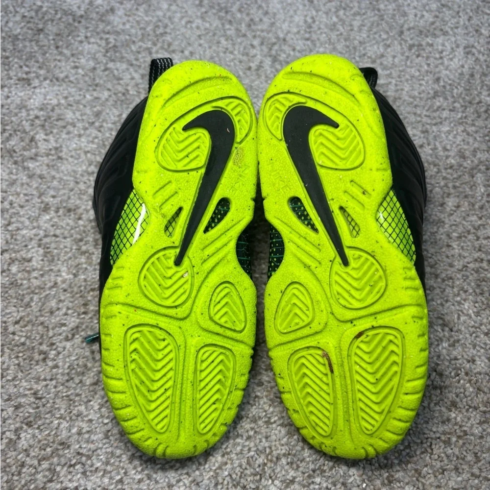 Nike Little Posite One Toddler Shoes, Black/Volt/Clear Jade Size 9C